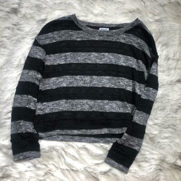 Splendid Striped Emo Goth Sweater Gray and Black Long Sleeve - Picture 3 of 6